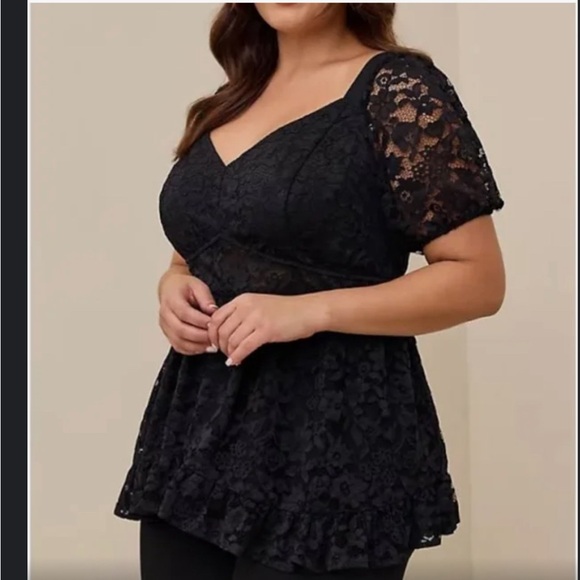 Torrid Baby Doll Lace Puff Sleeve Black Top 3x NWOT. - Picture 1 of 10